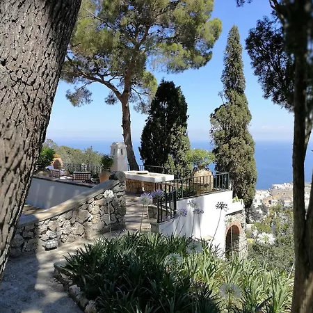 La Sosta *